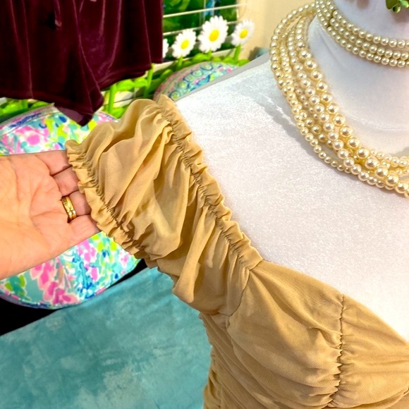 Just Polly ruched corset style top with sweetheart neckline - Picture 2 of 5